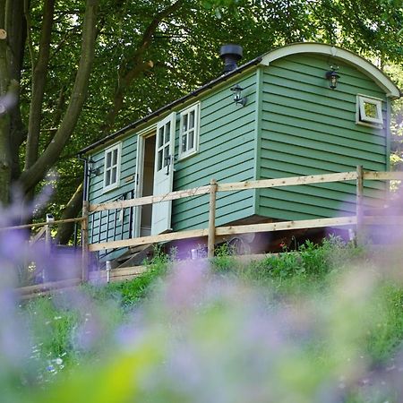 Lavender Retreat With Private Hot Tub Vendégház Upper Hulme Kültér fotó